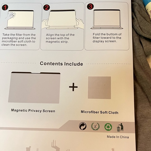 Privacy Screen - Picture 3 of 4